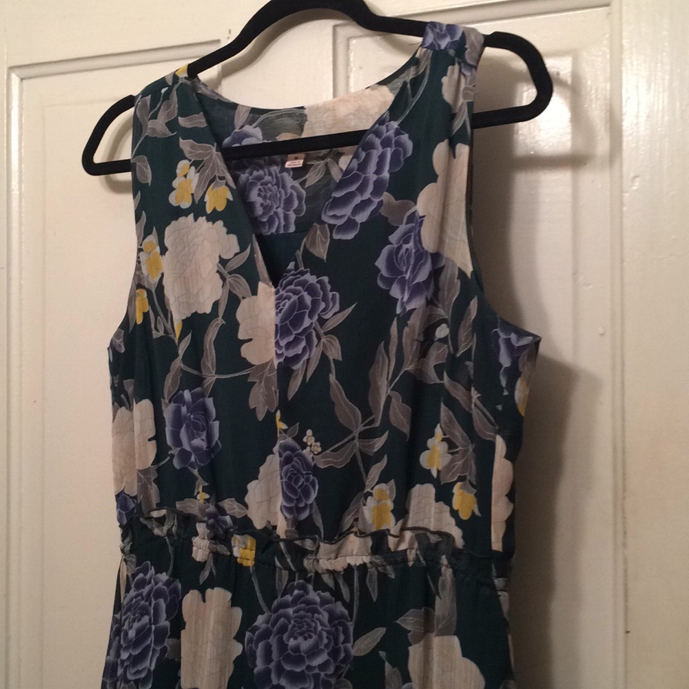 Green floral maxi dress